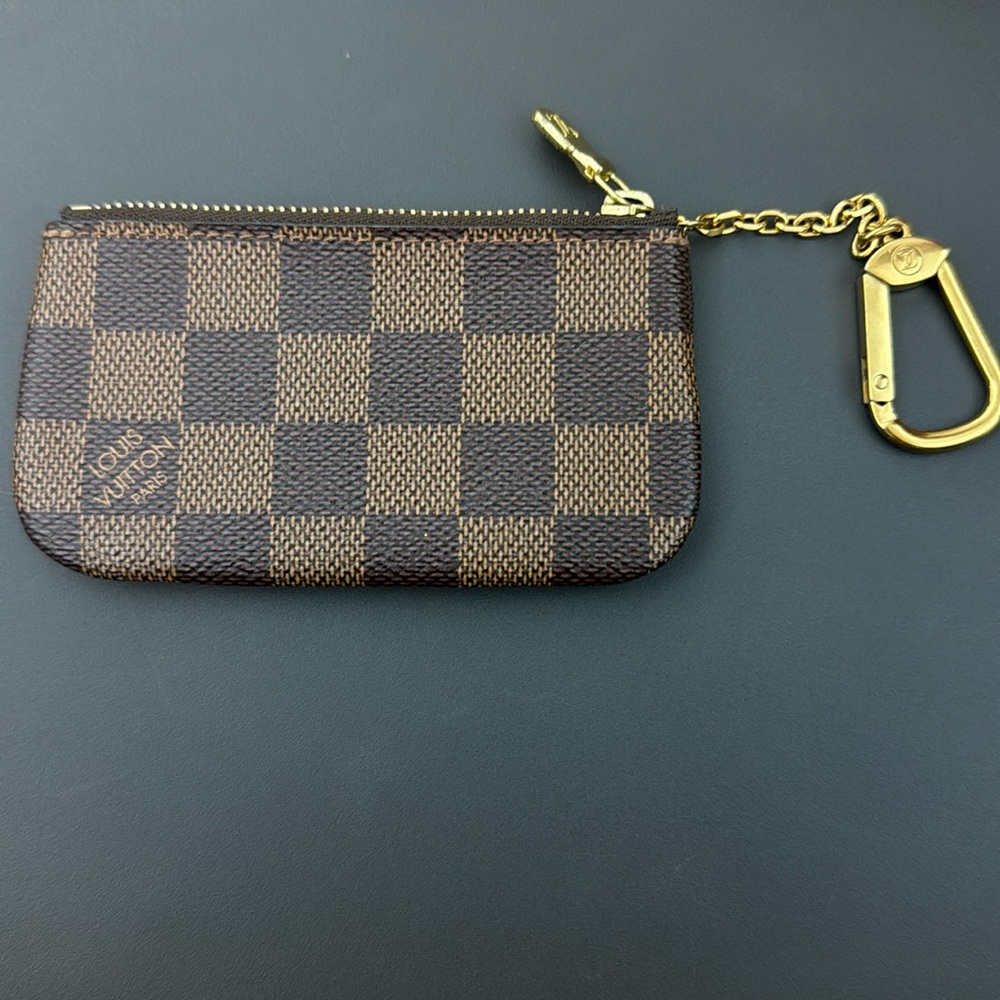 Louis Vuitton coin holder, keychain